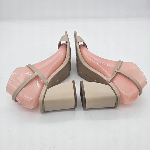 Vince Camuto Buff Baby Nendan Heeled Beige Sandals Size 9.5 - Picture 6 of 11